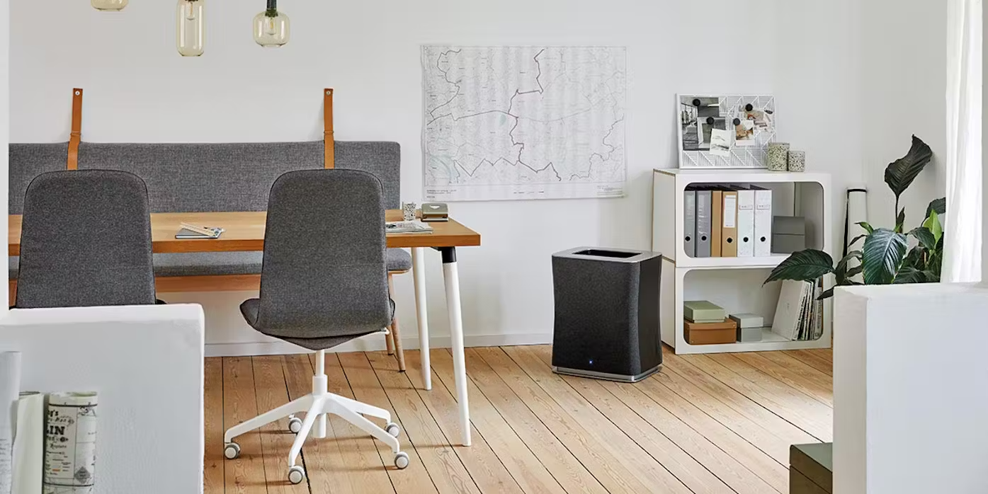 Stadler Form Roger big air purifier in an office